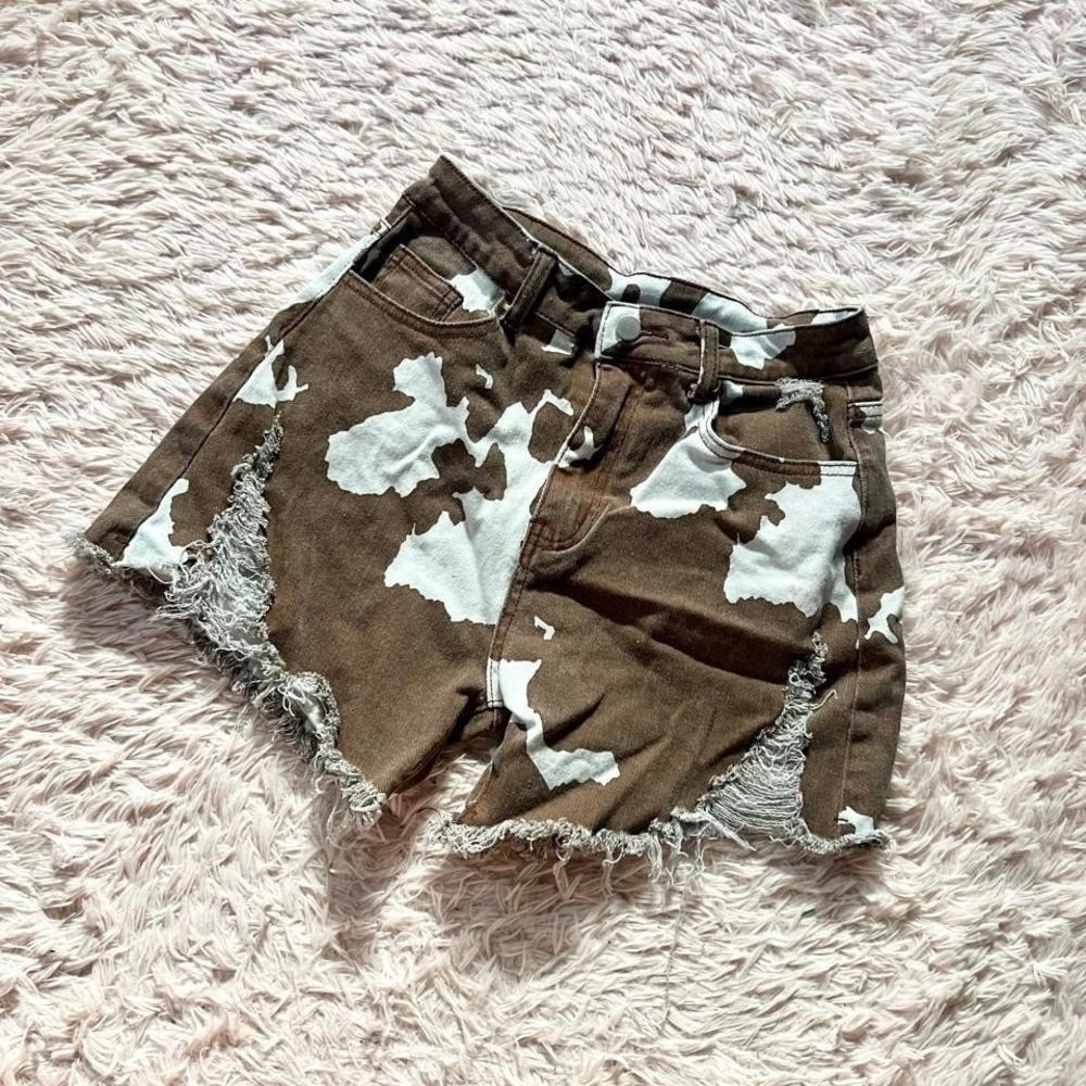 Western Cowgirl Distressed Cow Print Shorts Womens S Eclectic Rodeo Southern